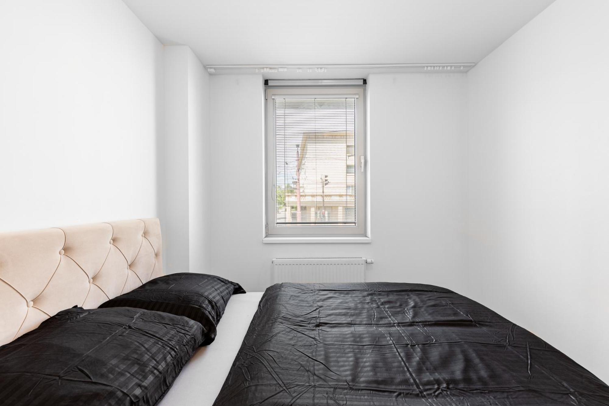 Leo Apartment - Ac & Free Parking Bratislava Eksteriør bilde